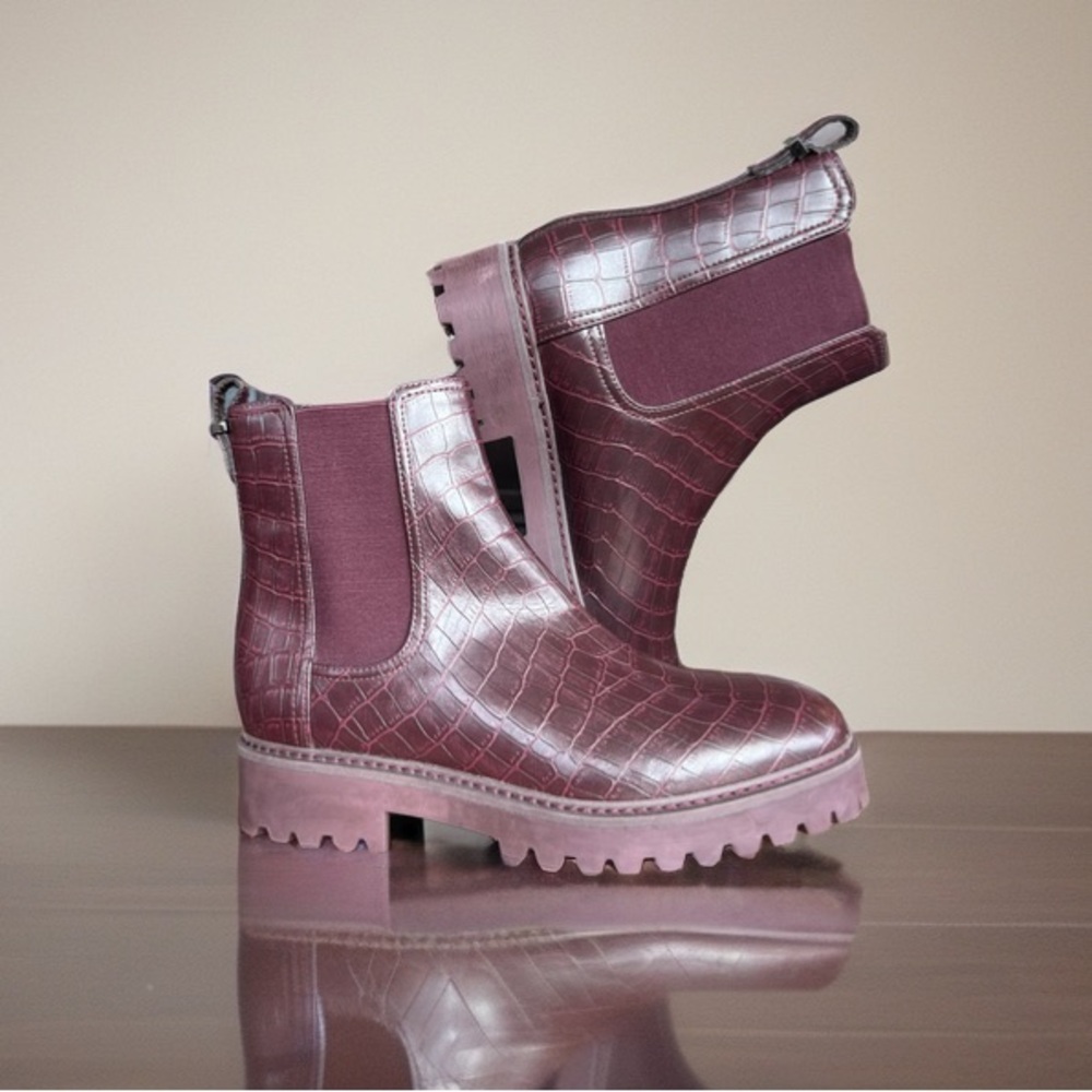 Kenneth Cole Reaction Women's Burgundy Boots